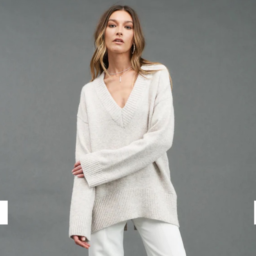 Flat White Medium Grey Thick Knit Mila V-Neck Sweater Pullover‎